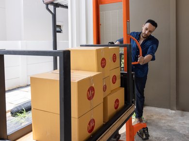 services-lifters-and-movers
